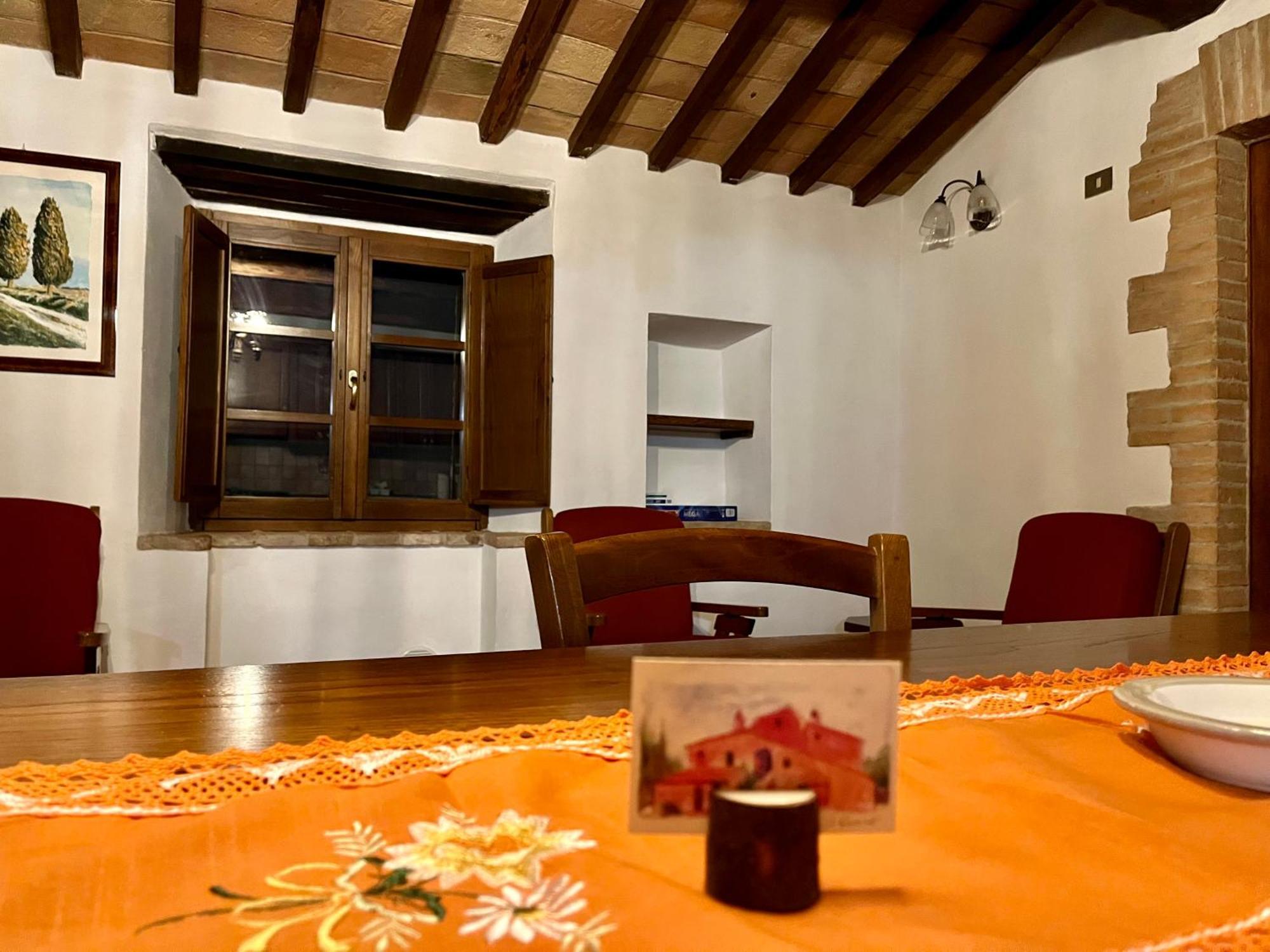 Agriturismo Le Querciole In Val D'Orcia Bagno Vignoni Room photo